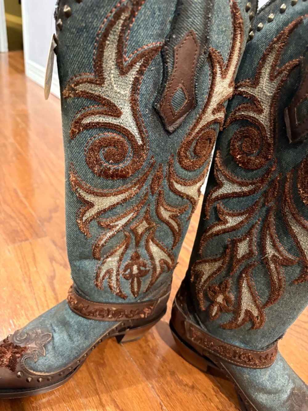 Corral Teal and Brown Embroidered Western Boots - Picture 2 of 4